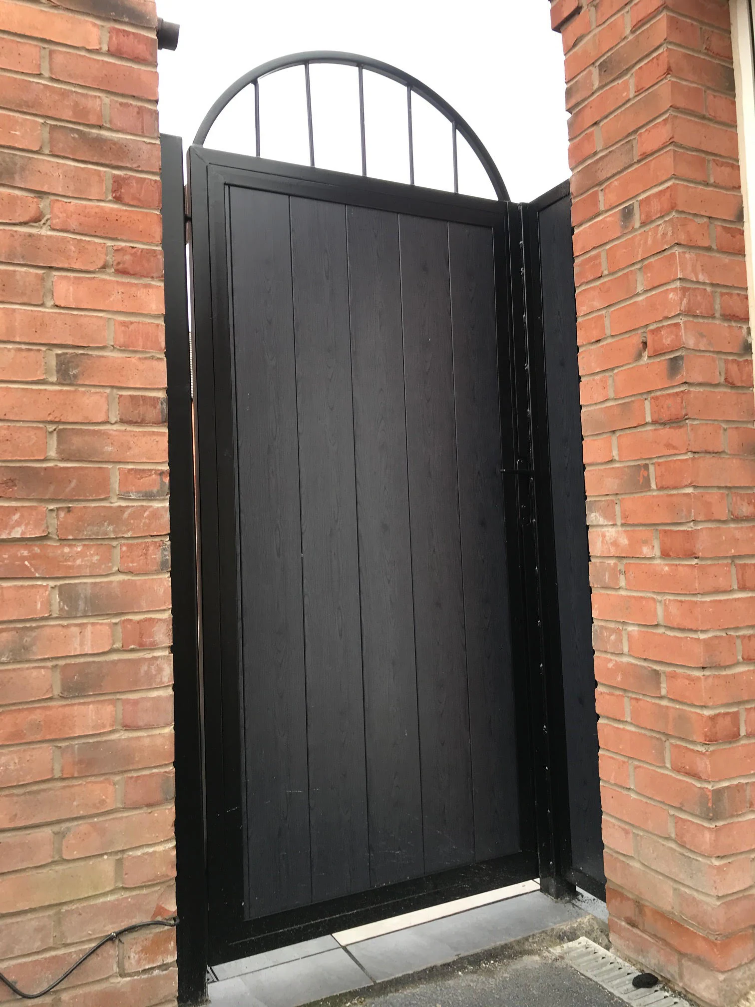 Sliding Gates & Cantilever Gates 1